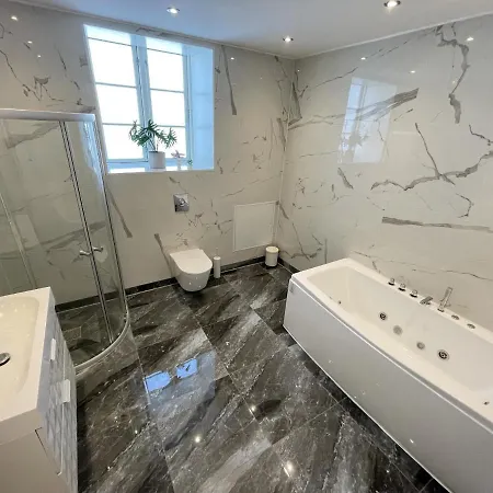 Апартаменты Aday - Luxurious 3 Bedroom - Modern Living Ольборг