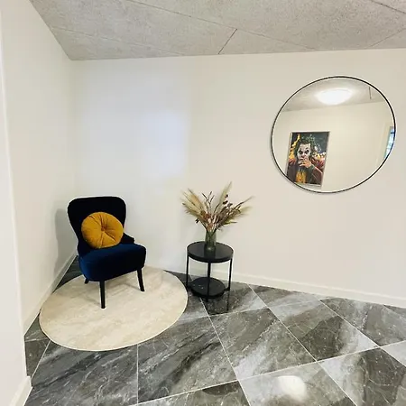 Aday - Luxurious 3 Bedroom - Modern Living *