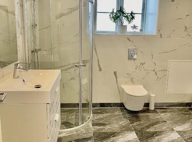 Aday - Luxurious 3 Bedroom - Modern Living Lejlighed *